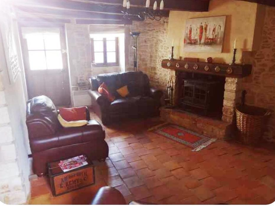 Traditional Stone Cottage Condac 외부 사진