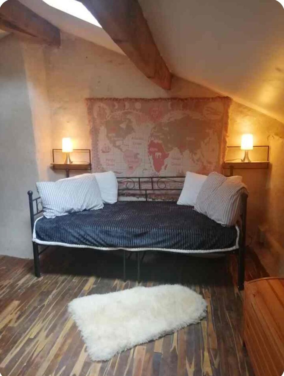 Traditional Stone Cottage Condac 외부 사진